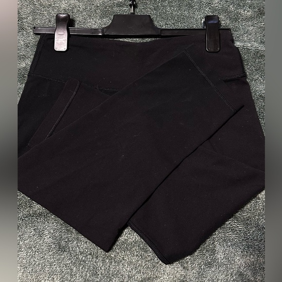 Lululemon Black Legging Size 8 - Picture 2 of 6